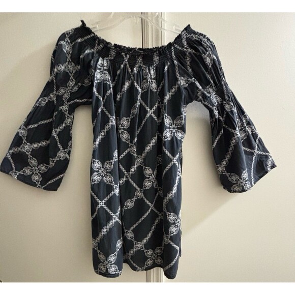 Rebecca Virtue Puff or Off Shoulder Top - Picture 4 of 9